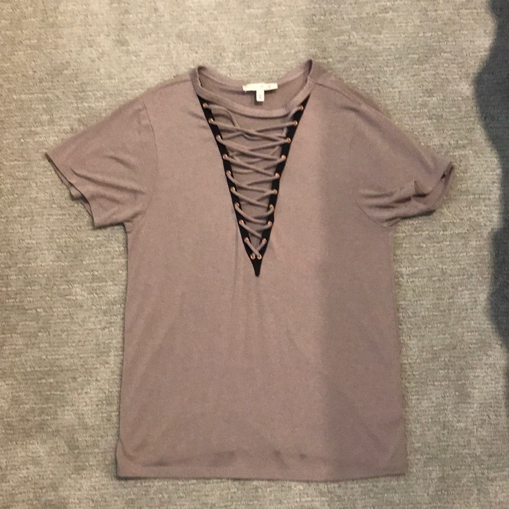 Express One Eleven deep v tee